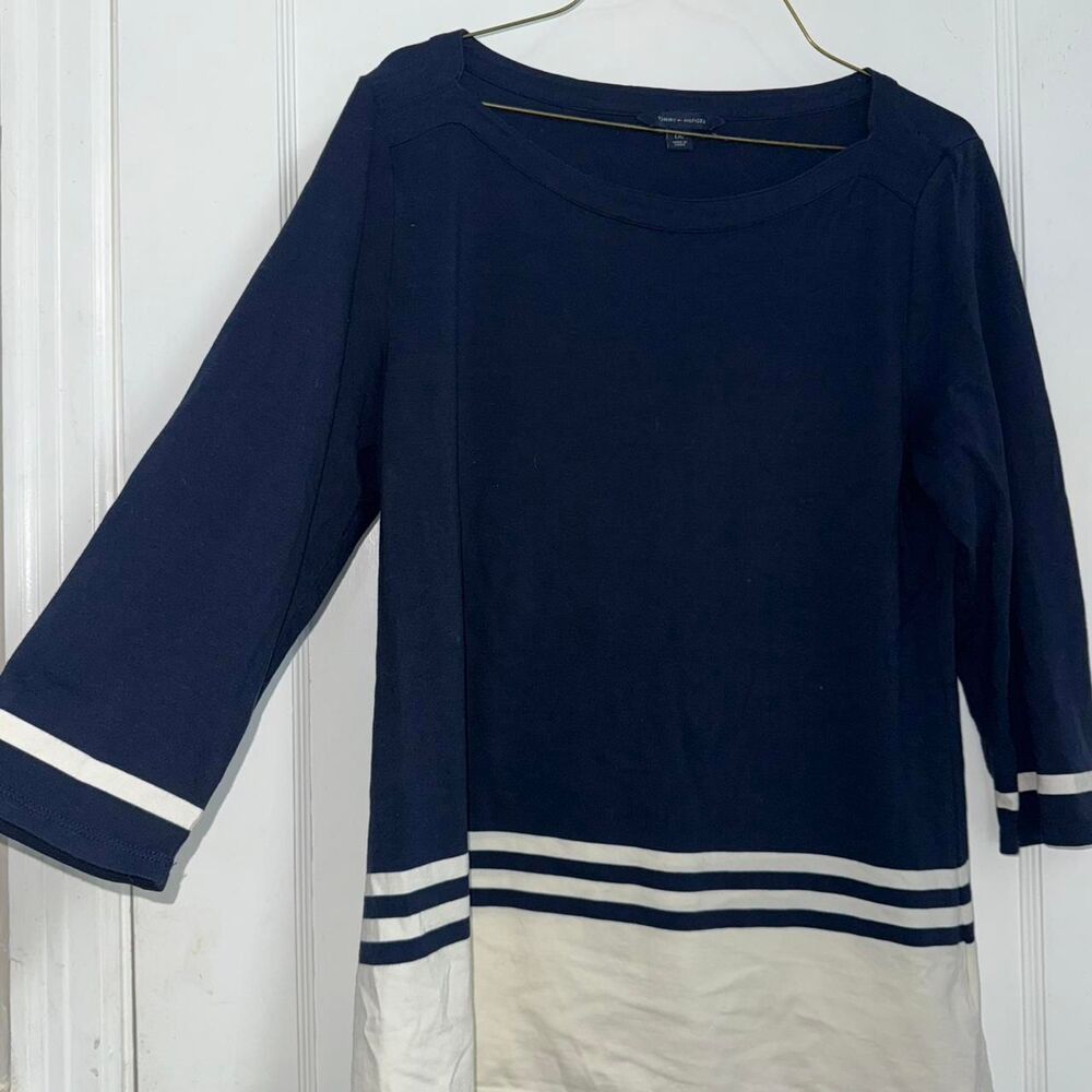 Tommy-hilfiger Women's Navy and White T-shirt Large